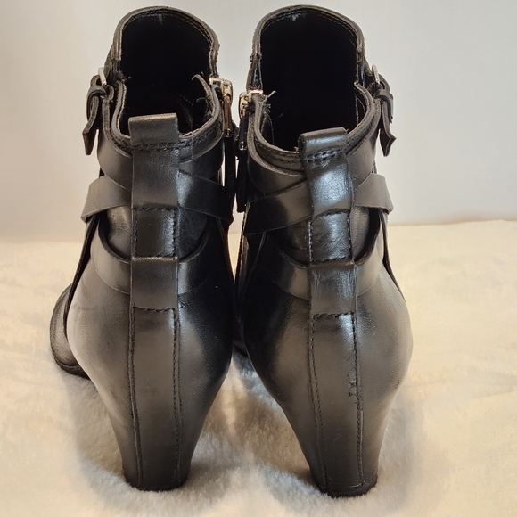 🎉Sam Edelman Maddox Black Leather Zip Ankle Boots Size 6.5 - Picture 10 of 13